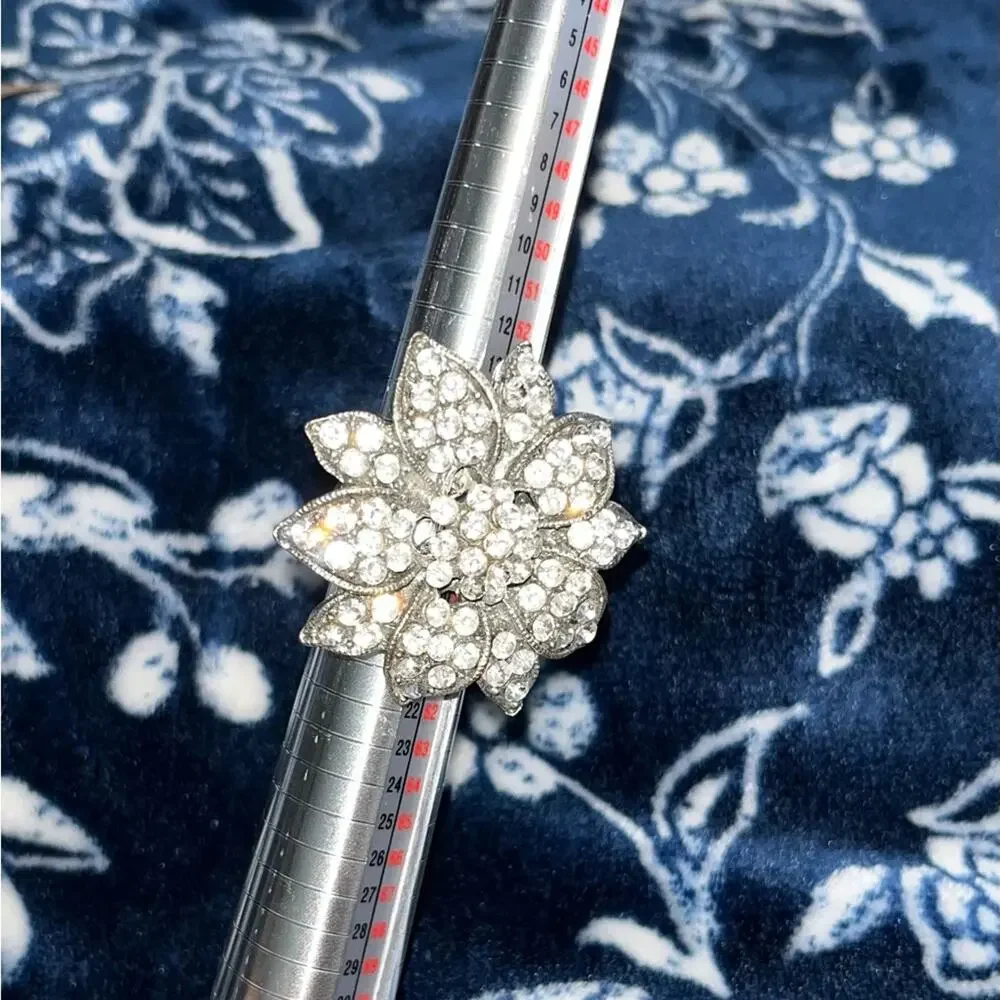 Vintage Sparkly Brooch Flower Design Ring